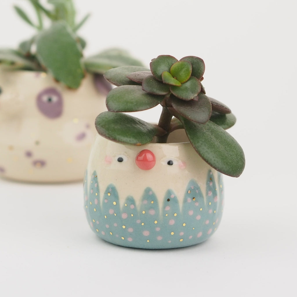 Golden Dots Collection: Ollie the Pot