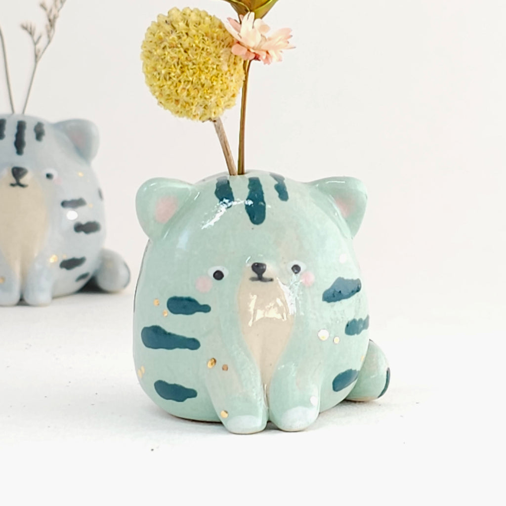 Round Flower Kitty Pre-order