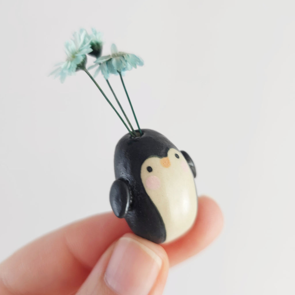 Flower Penguin Magnet