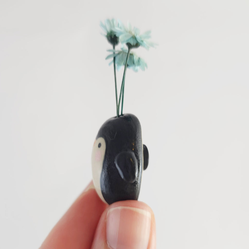 Flower Penguin Magnet