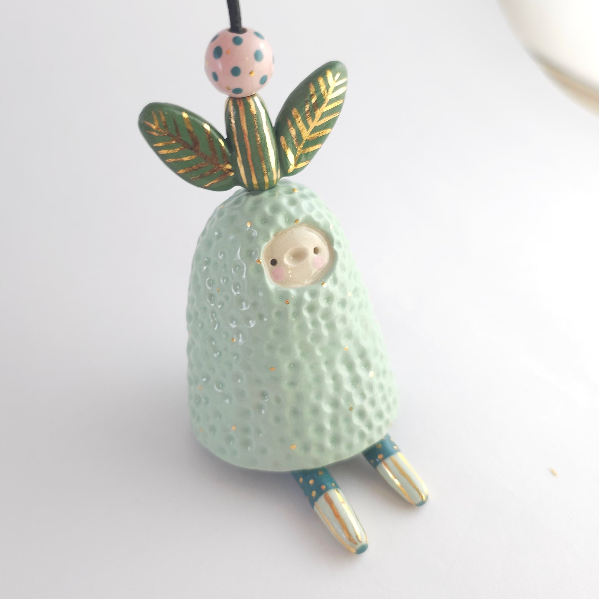 Mimi the Bell – The Pottery Parade