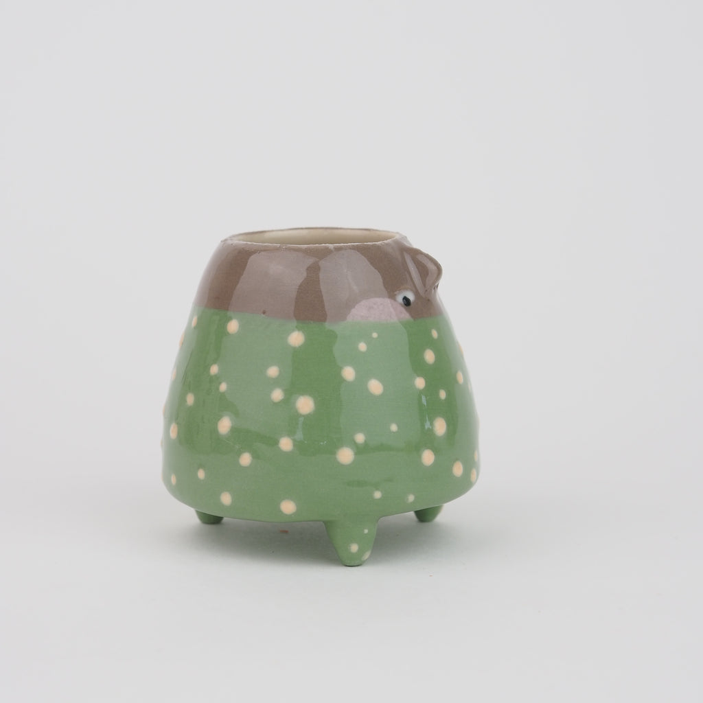 Seconds Collection: Lisa the Pot with tiny feet