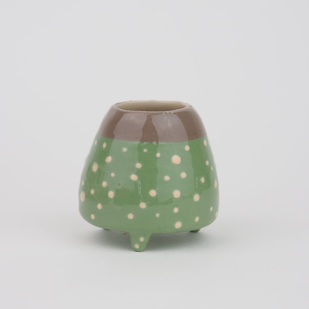 Seconds Collection: Lisa the Pot with tiny feet