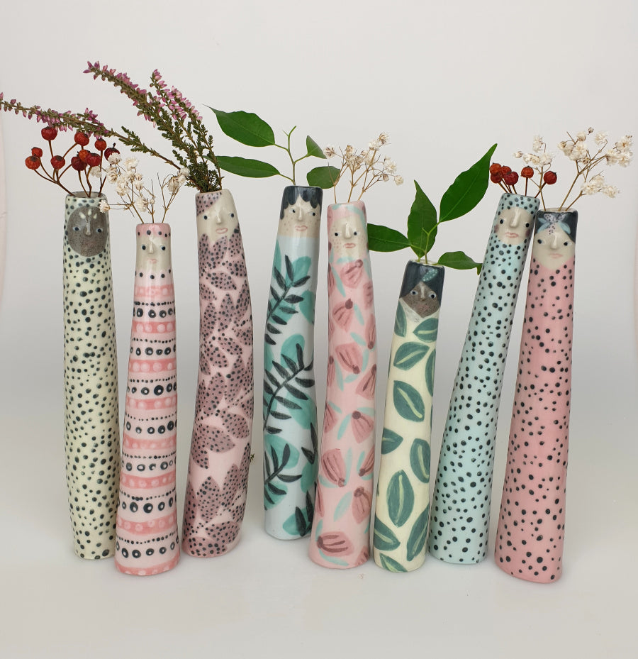 Elien the Bud Vase