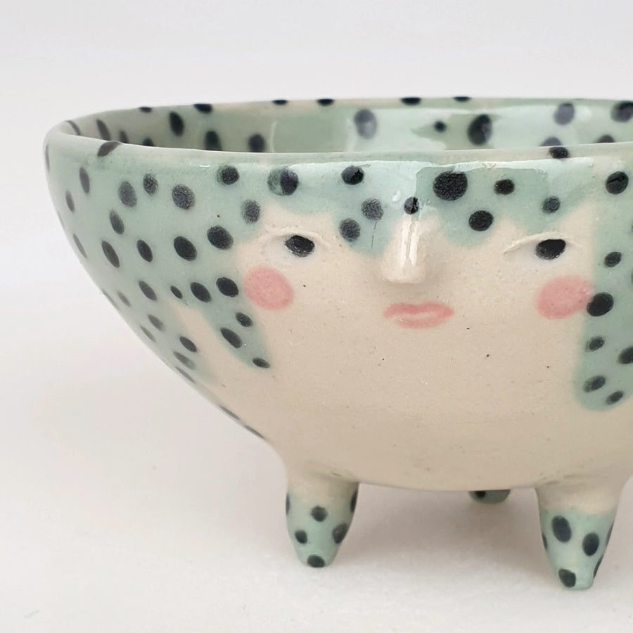 Gea the Tripod Bowl