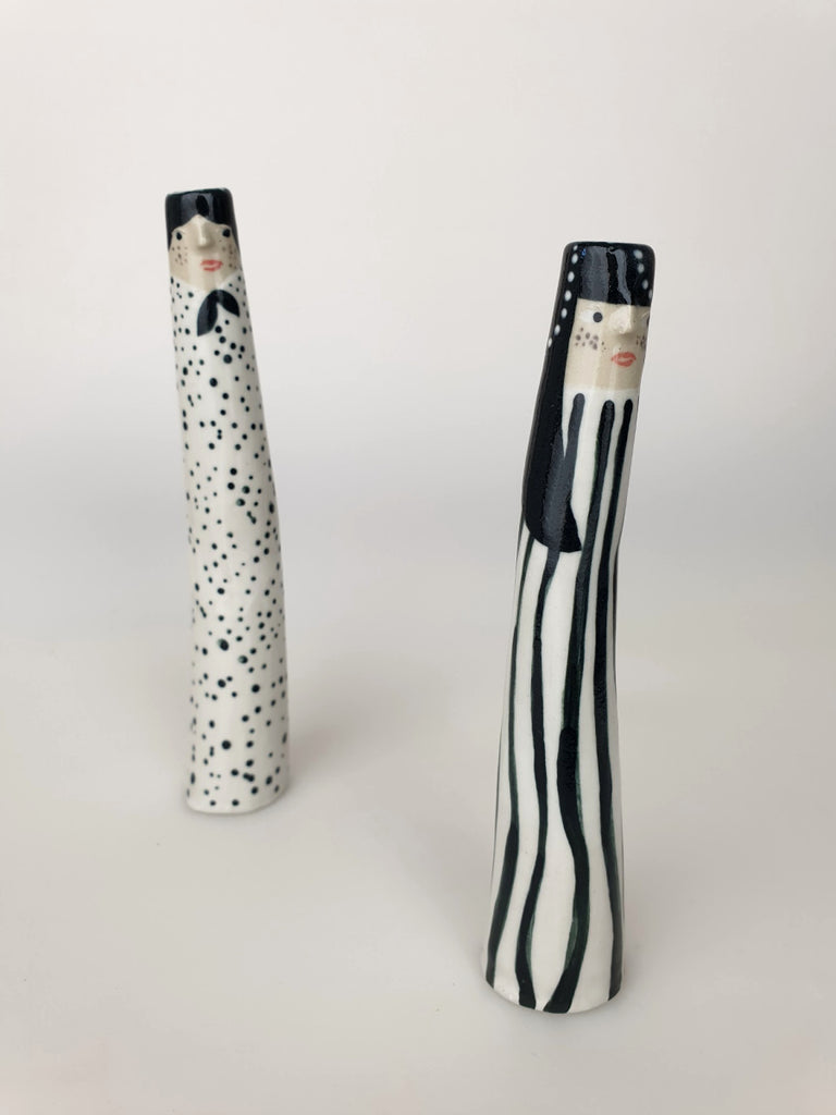 Rana the Bud Vase