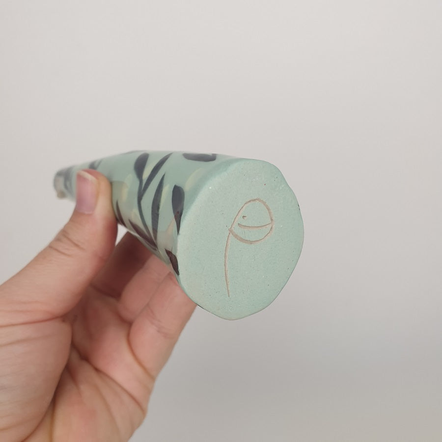 Esha the Bud Vase