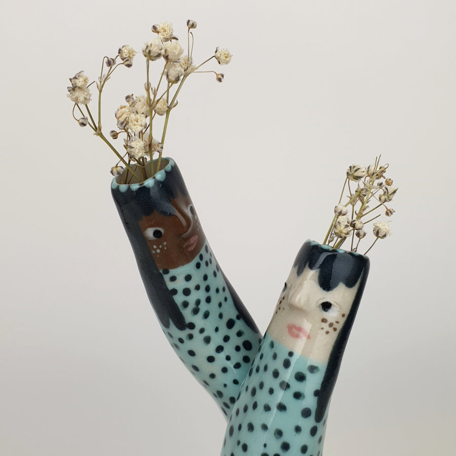 Francis & Famke the Cuddling Bud Vase