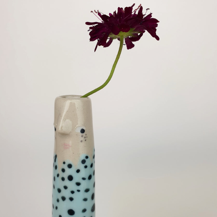 Stina the Bud Vase