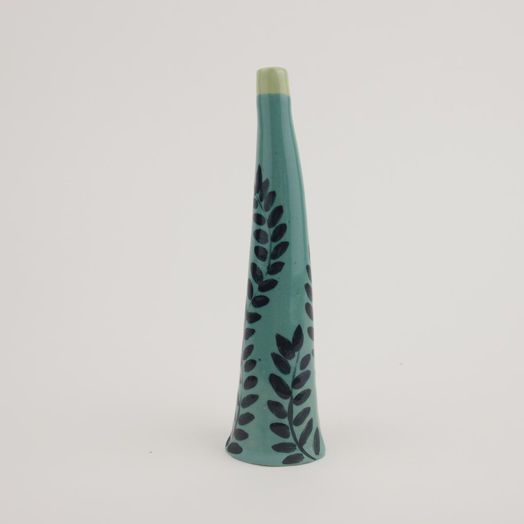 Nola the Bud Vase