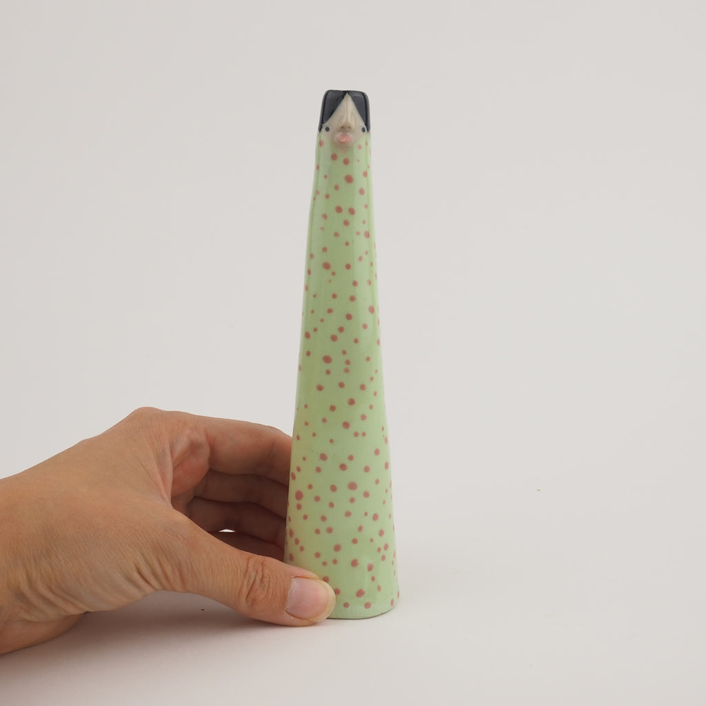 Leonie the Bud Vase