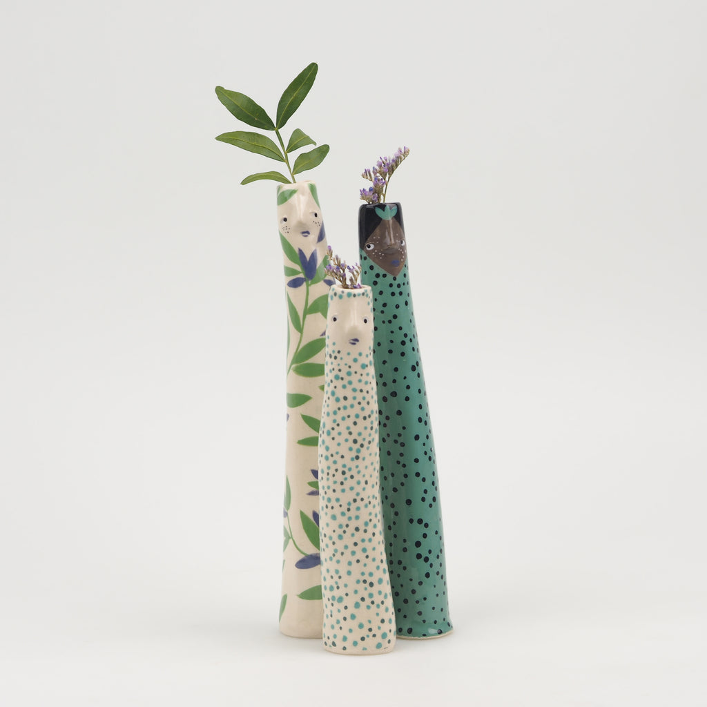 Manou the Bud Vase