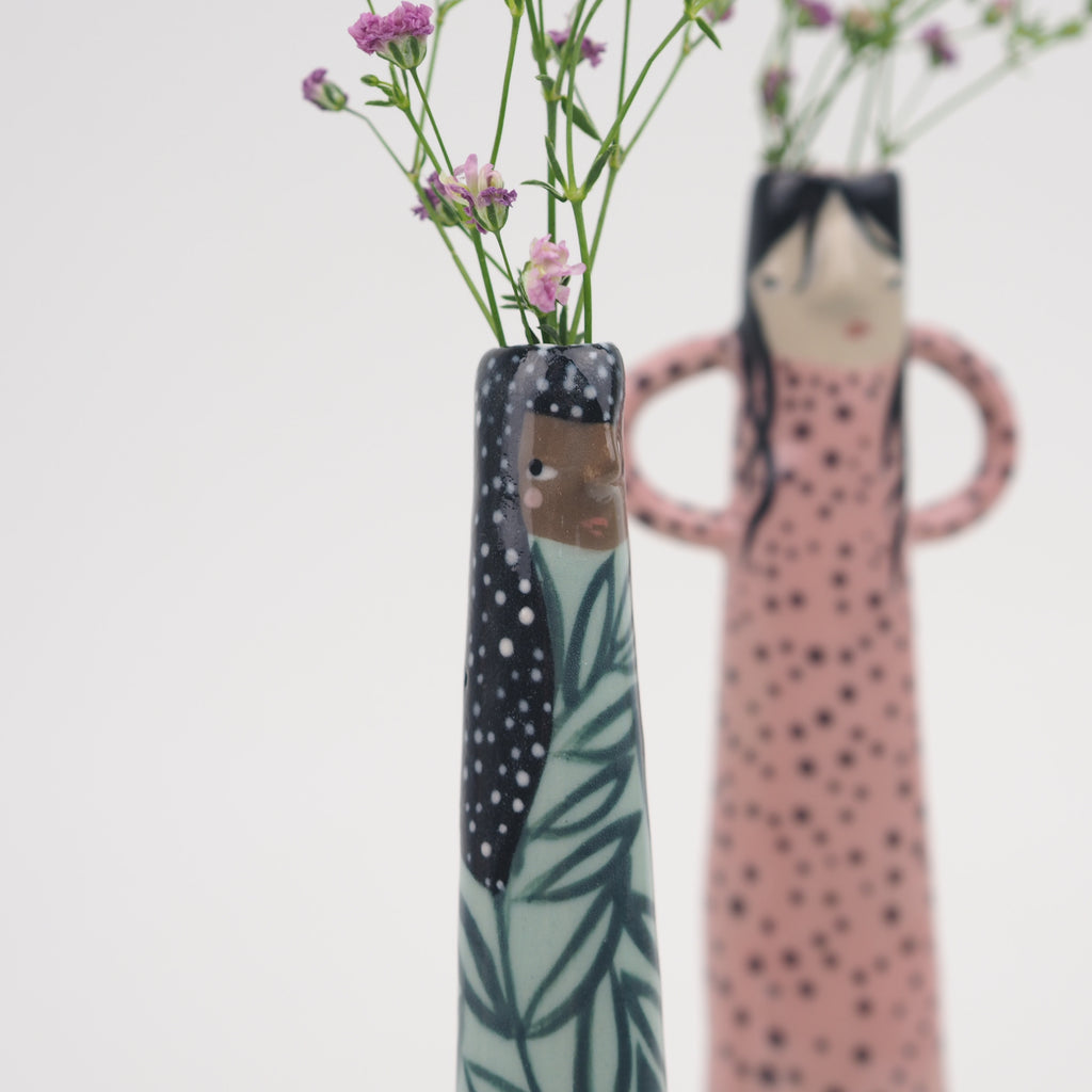 Minako the Bud Vase