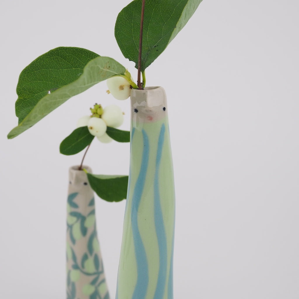 Nanja the Bud Vase