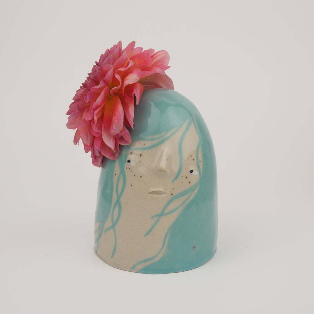 Julia the Vase