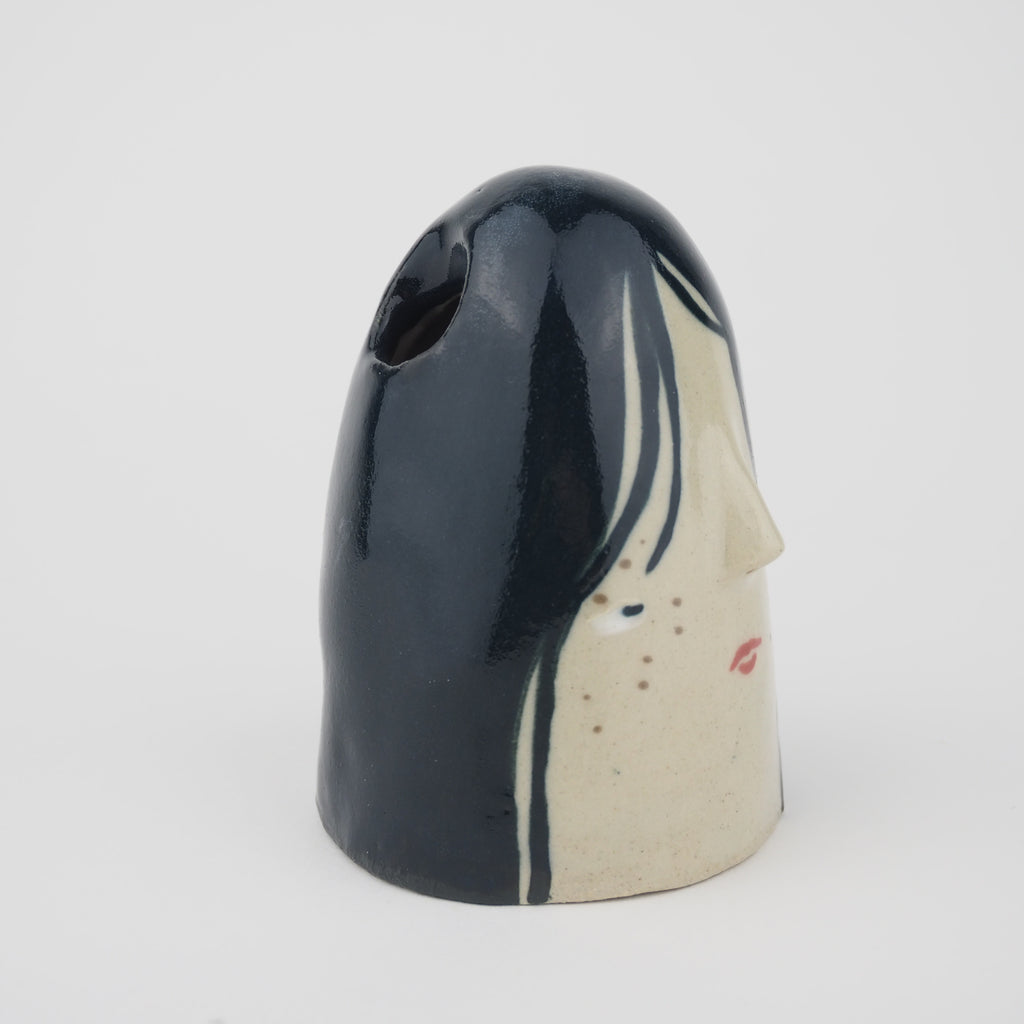 Davina the Vase