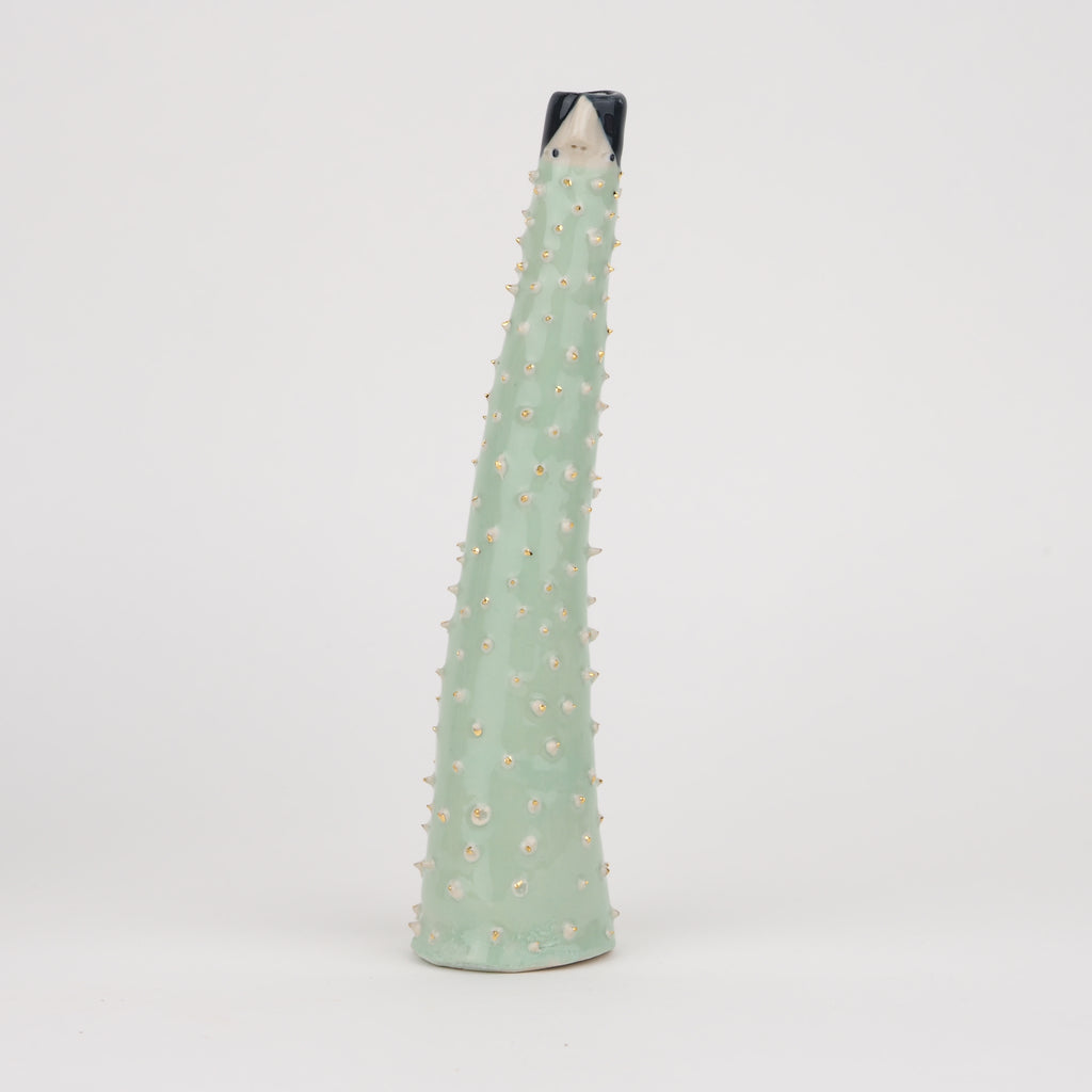 Try out Collection: Jennifer the Bud vase with golden spikes